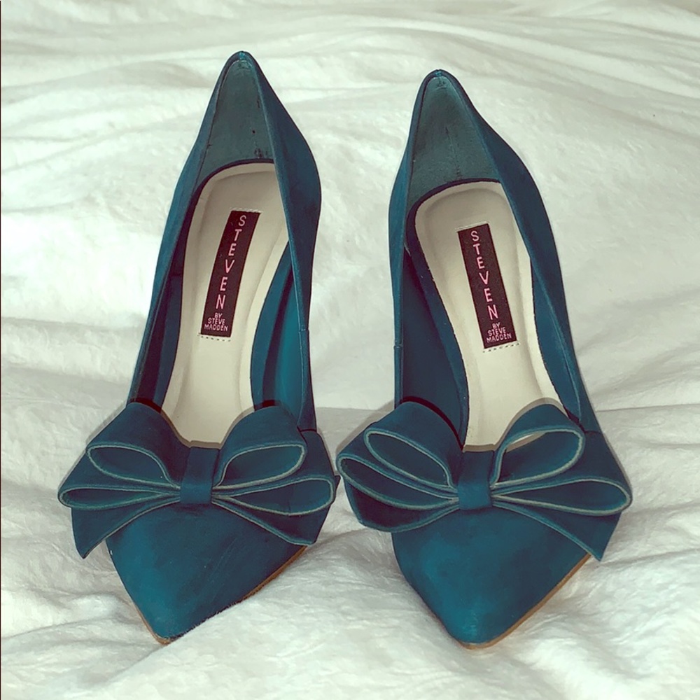 Steven By Steve Madden Teal Heels with Bow
